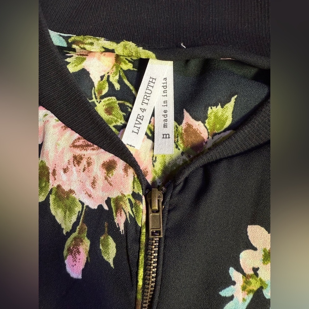 LIVE 4 TRUTH Black and Pink floral lightweight bomber jacket size M - Picture 9 of 13